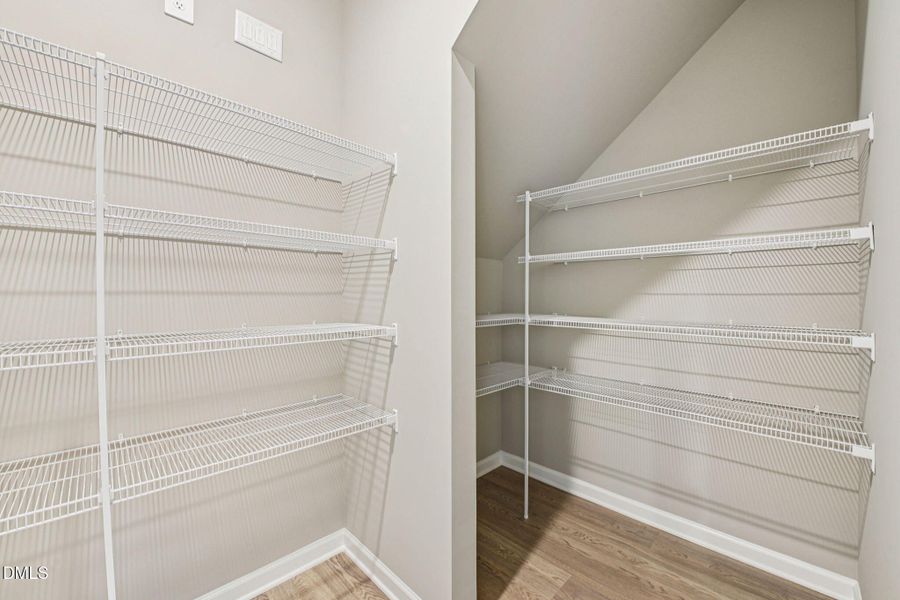 17-web-or-mls-Raleigh - Watkins Glen - 3 17-web-or-mls-Raleigh - Watkins Glen - 3