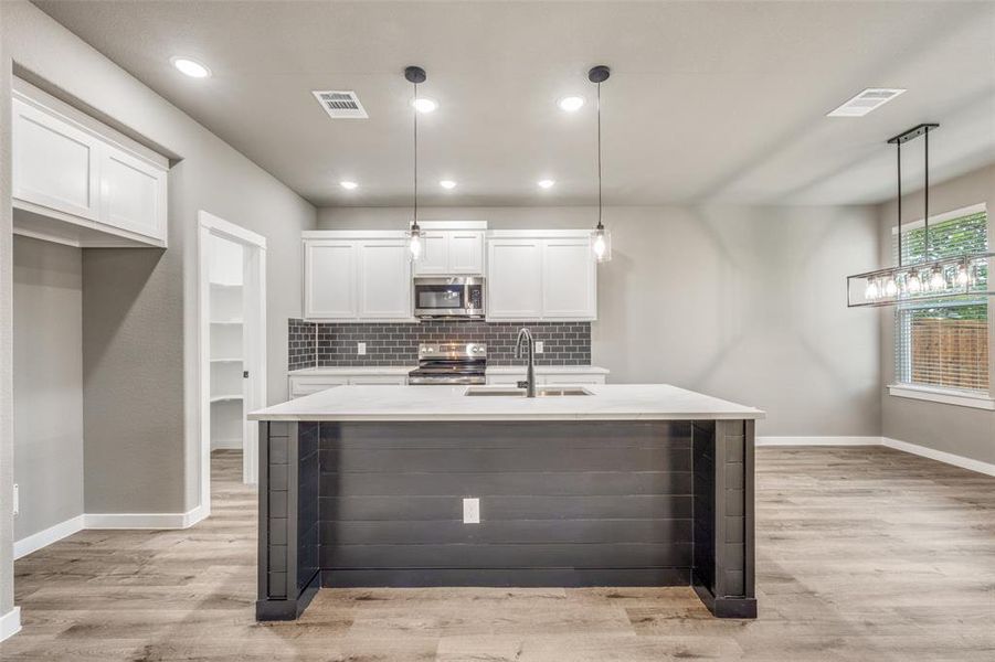 Furnished interior view inside a new home in , Wolfe City (Image 4).