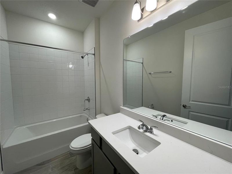 Furnished interior view inside a new home in Angeline, Land O' Lakes (Image 6).