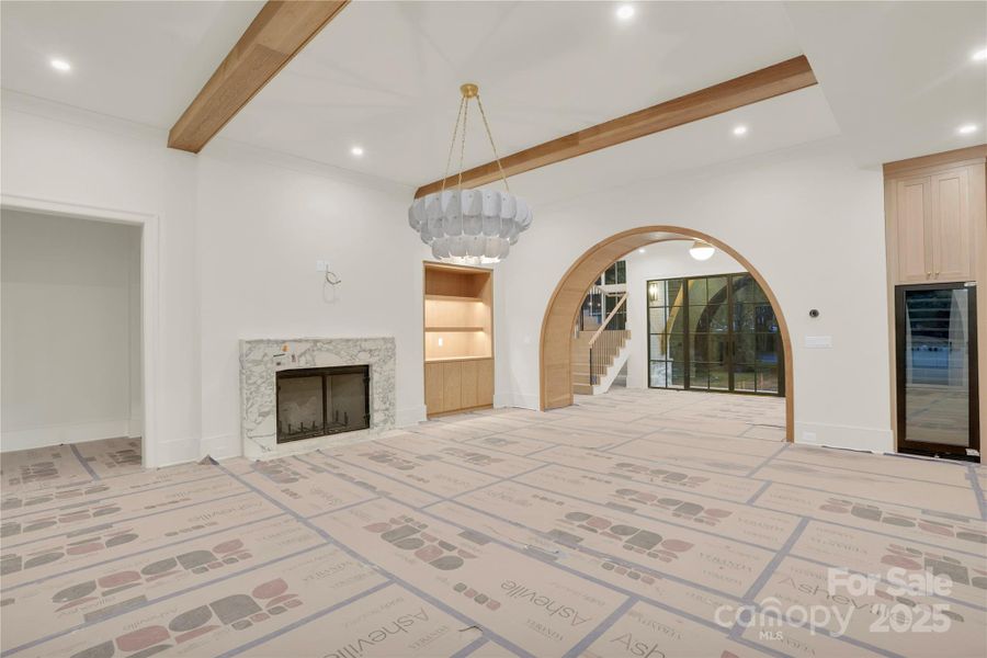 Spacious, unfurnished interior of a new home in , Charlotte (Image 15).