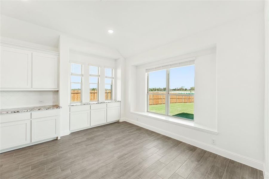 Spacious, unfurnished interior of a new home in Glenbrook, Red Oak (Image 30).