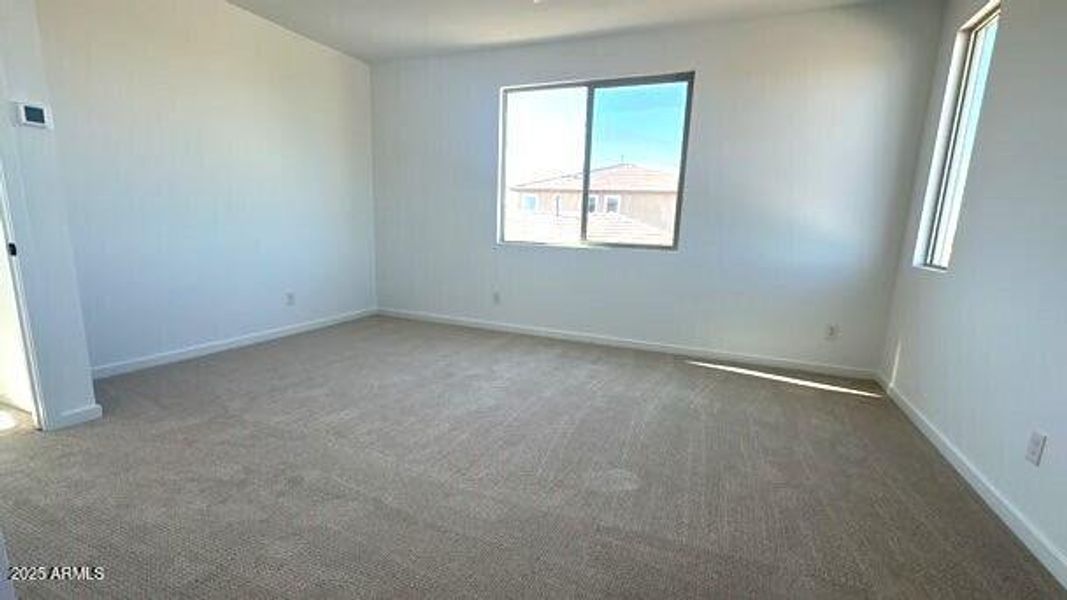 D86648E0- (002) D86648E0- (002)