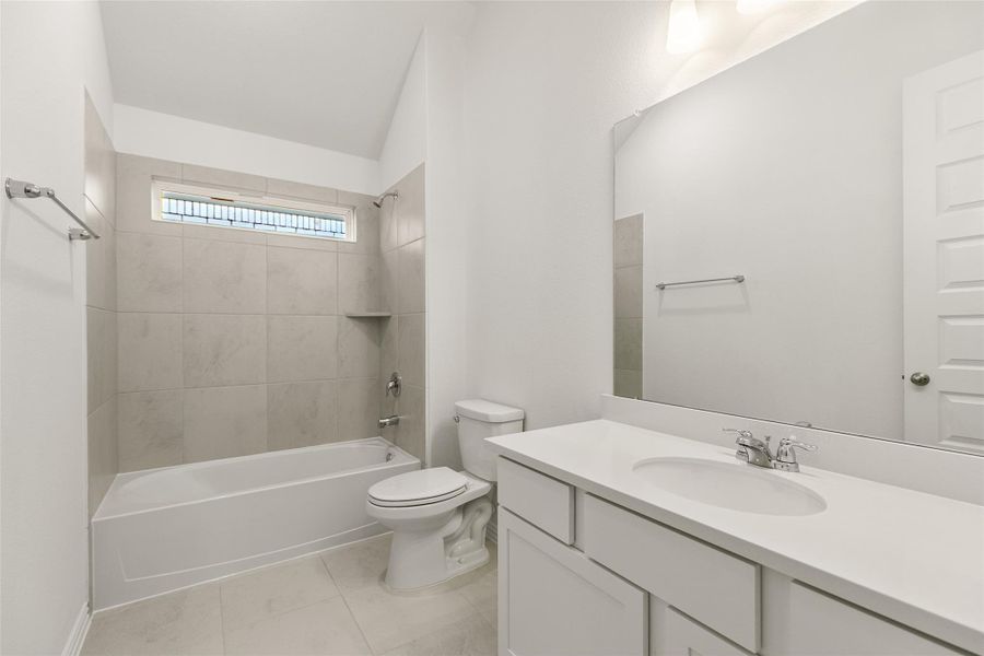 Furnished interior view inside a new home in Katy Lakes, Katy (Image 8). Furnished interior view inside a new home in Katy Lakes, Katy (Image 8).