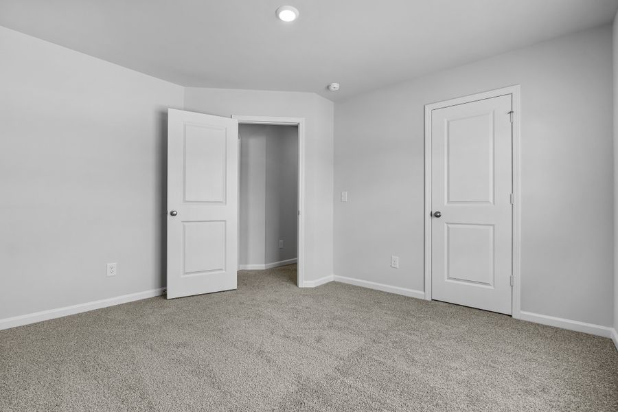 Spacious, unfurnished interior of a new home in Crystal Downs, Sumter (Image 24). Spacious, unfurnished interior of a new home in Crystal Downs, Sumter (Image 24).