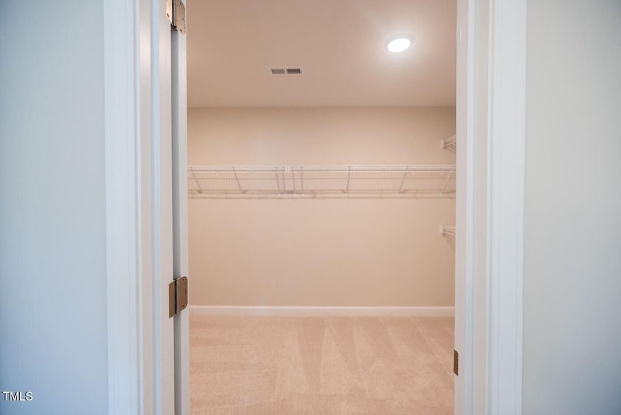 Image 132 of a home in Tobacco Road. Image 132 of a home in Tobacco Road.