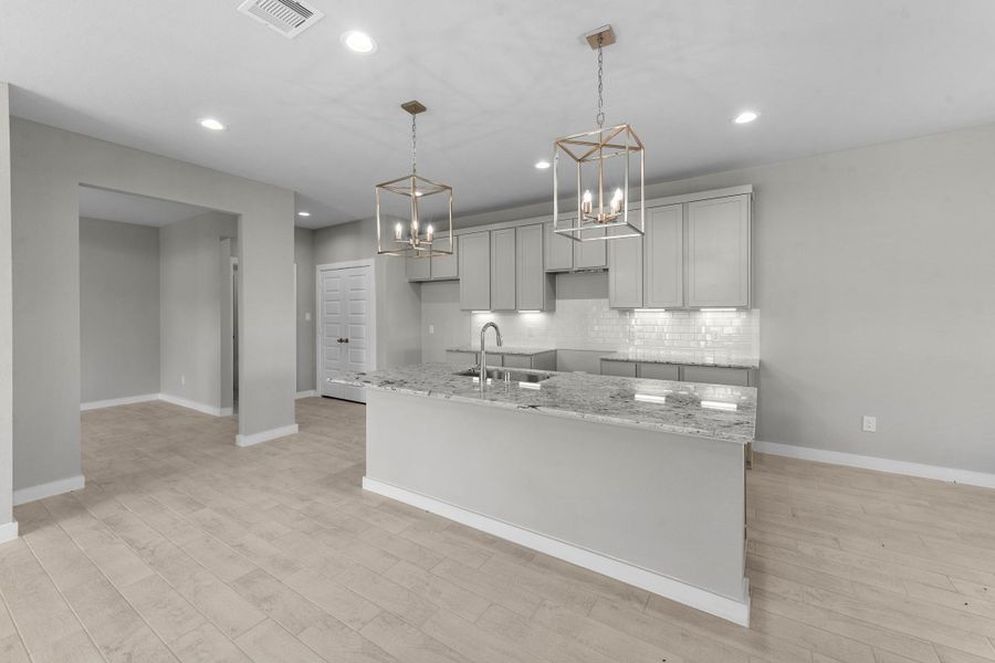 Furnished interior view inside a new home in Briarwood Crossing, Rosenberg (Image 8).