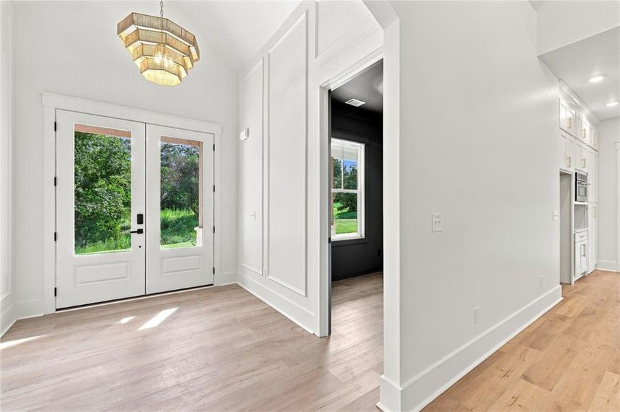 Spacious, unfurnished interior of a new home in , Ellijay (Image 21).