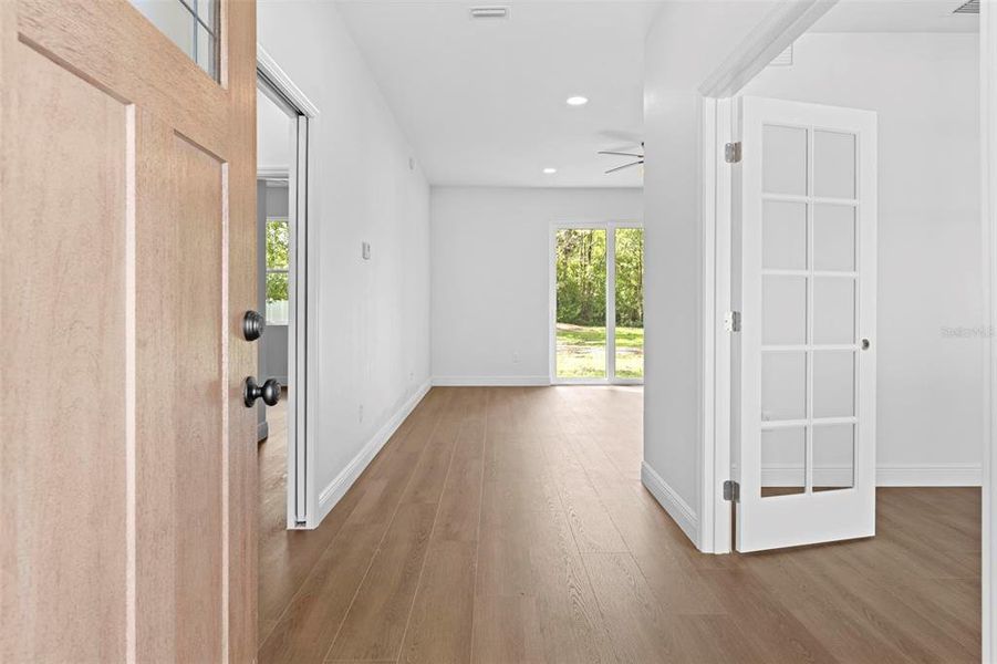 Spacious, unfurnished interior of a new home in , Brooksville (Image 30).