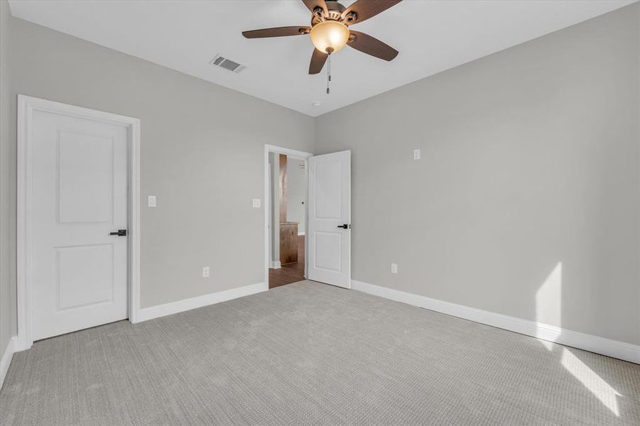 Spacious, unfurnished interior of a new home in , Robinson (Image 27). Spacious, unfurnished interior of a new home in , Robinson (Image 27).