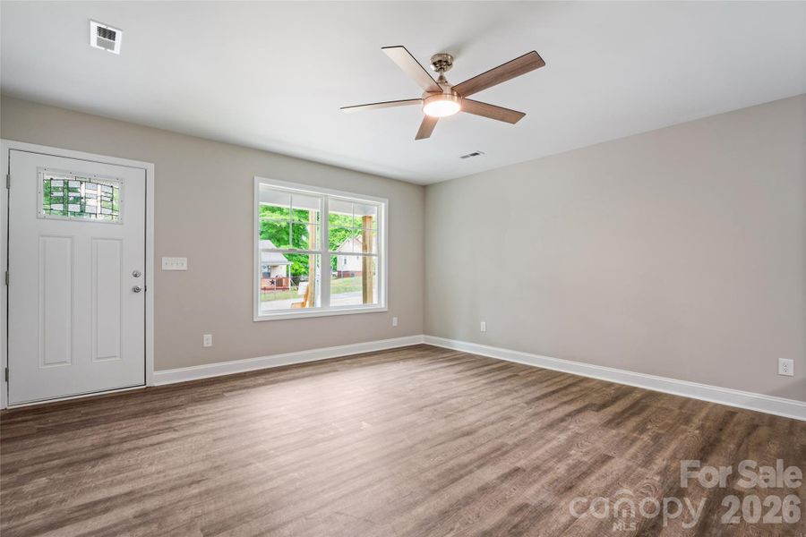 Spacious, unfurnished interior of a new home in , Kannapolis (Image 25).