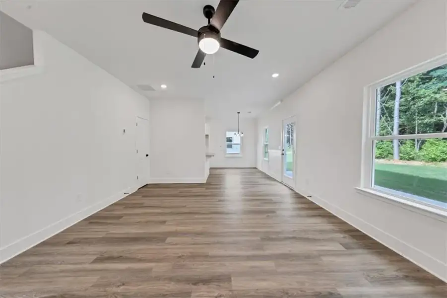 Spacious, unfurnished interior of a new home in Canterbury Villas, Carrollton (Image 18).