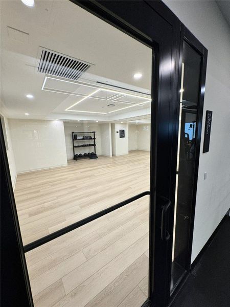 Gym motion room