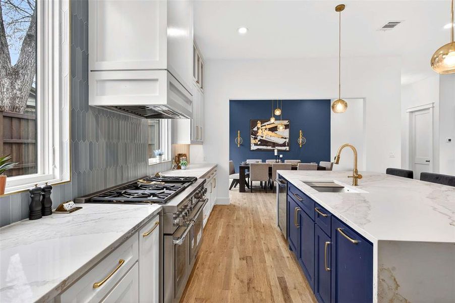 Furnished interior view inside a new home in , Dallas (Image 11).