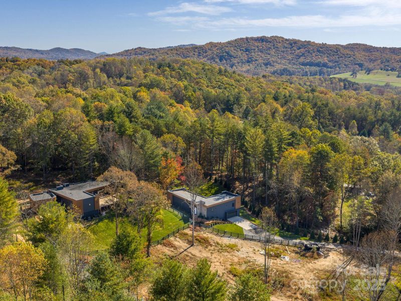 Image 25 of a home in .