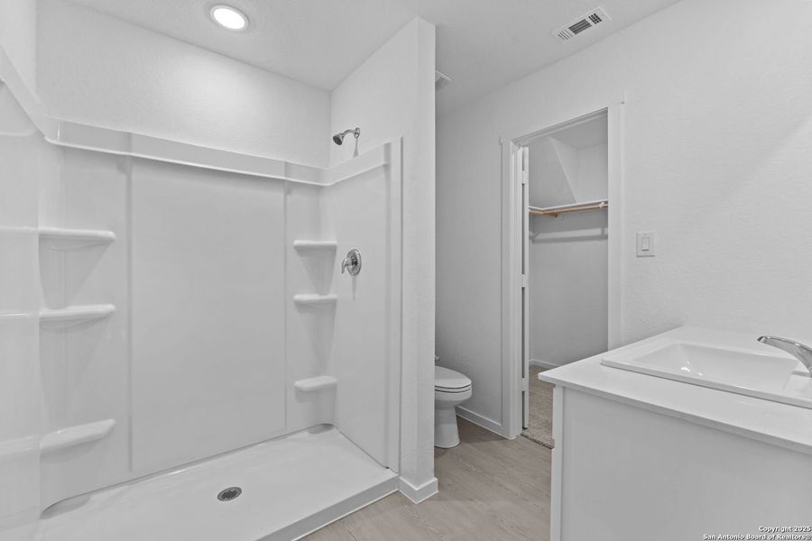 Furnished interior view inside a new home in , New Braunfels (Image 8).