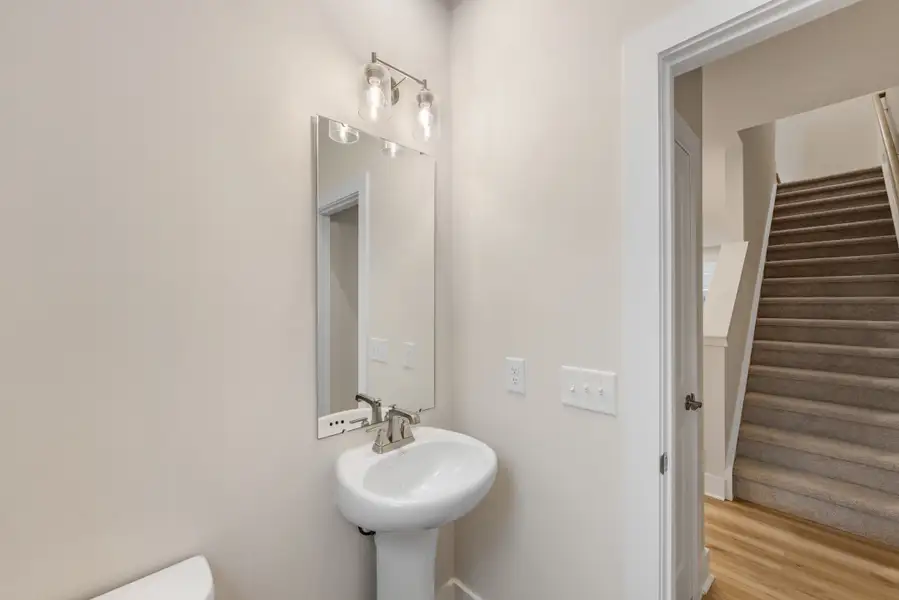 Furnished interior view inside a new home in Context at Oakhurst, Charlotte (Image 9). Furnished interior view inside a new home in Context at Oakhurst, Charlotte (Image 9).