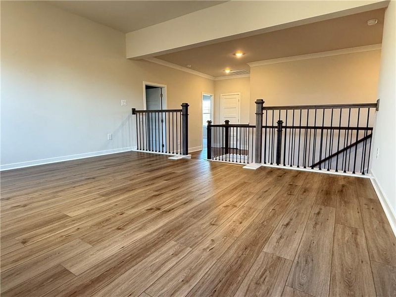 Spacious, unfurnished interior of a new home in Ponderosa Farms Manor, Gainesville (Image 40).