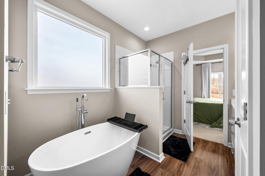 18 -4716 lord james pl, interior, primar 18 -4716 lord james pl, interior, primar