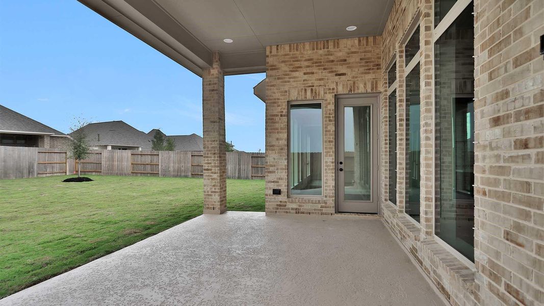 Exterior details and patio area of a home in Valencia 60', Manvel (Image 2). Exterior details and patio area of a home in Valencia 60', Manvel (Image 2).