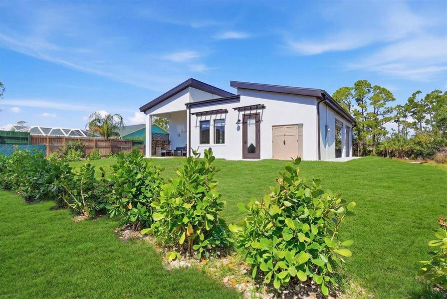 Exterior details and patio area of a home in , Port Charlotte (Image 32). Exterior details and patio area of a home in , Port Charlotte (Image 32).