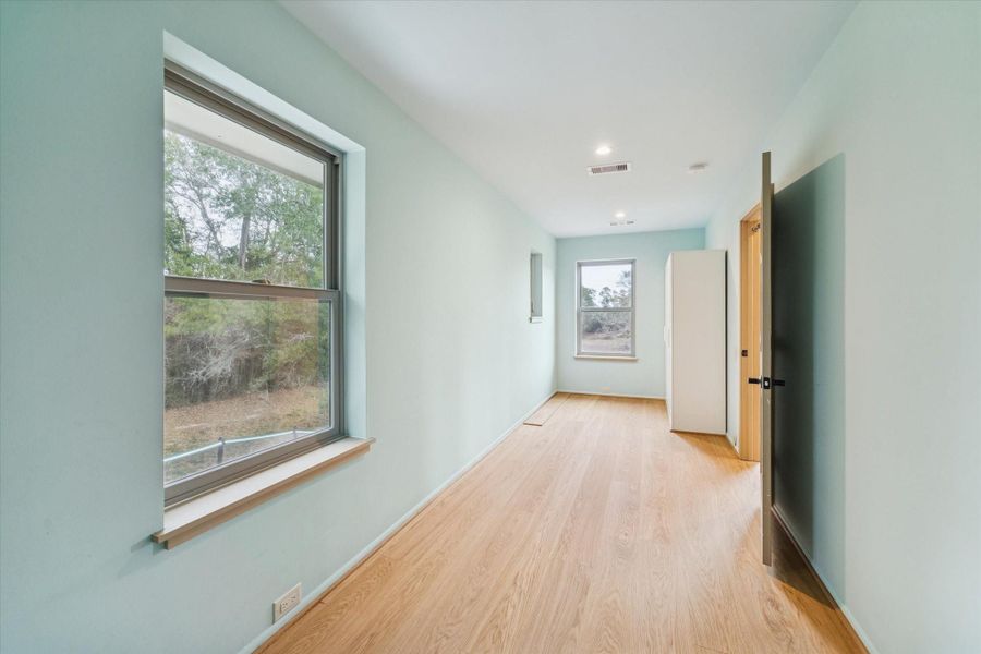 Secondary Bedroom can be divided into two bedrooms