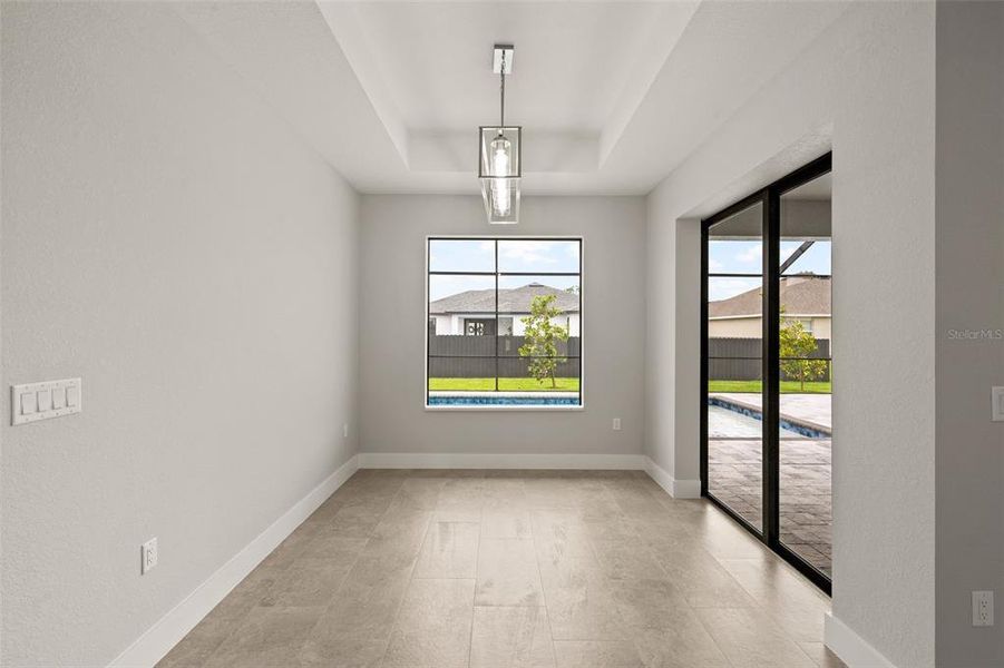 Spacious, unfurnished interior of a new home in , Cape Coral (Image 19).