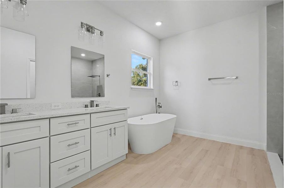 Furnished interior view inside a new home in , Citrus Springs (Image 9).