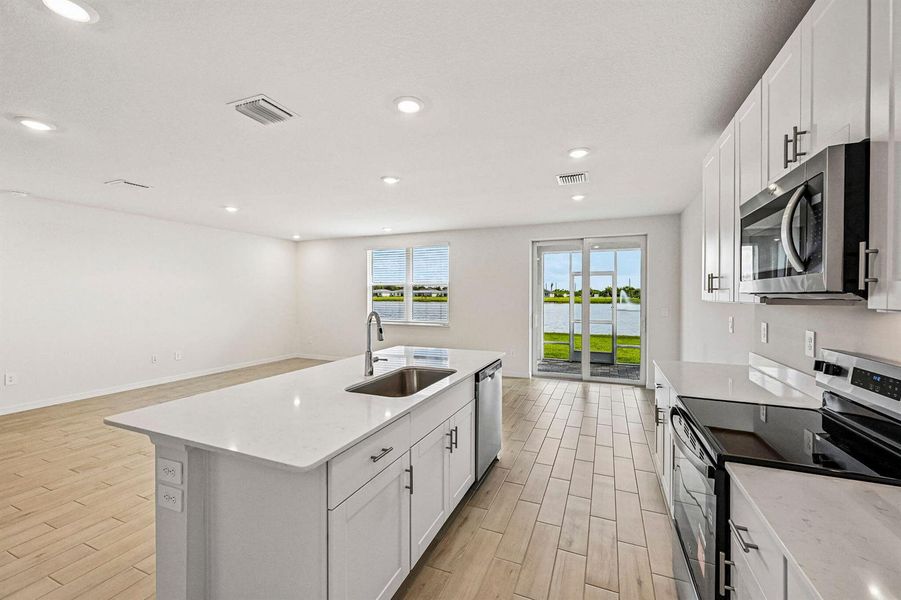 5590 Hampton Park Cir Vero (13) 5590 Hampton Park Cir Vero (13)