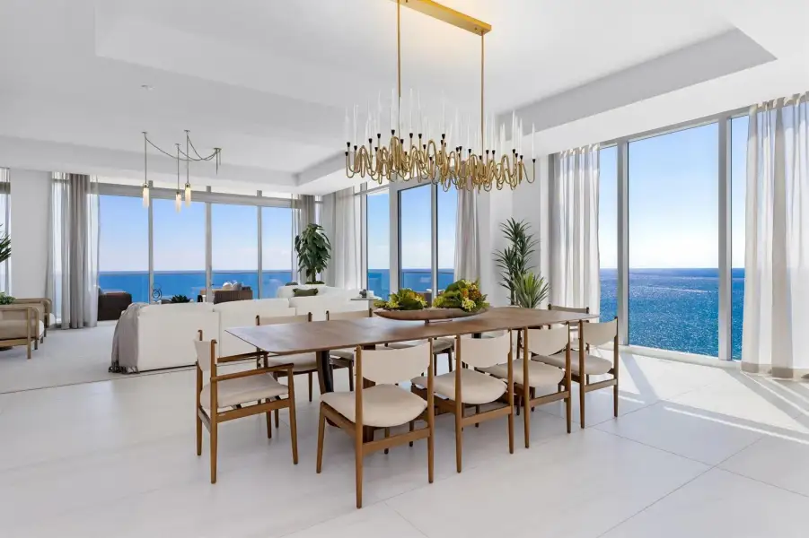 Formal Dining