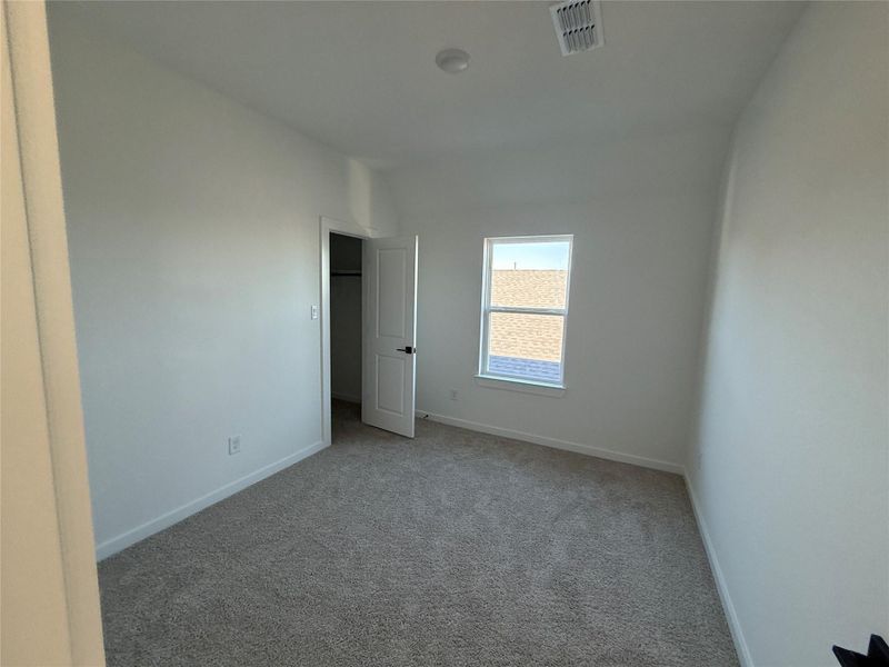 Spacious, unfurnished interior of a new home in Austin Point, Richmond (Image 6).