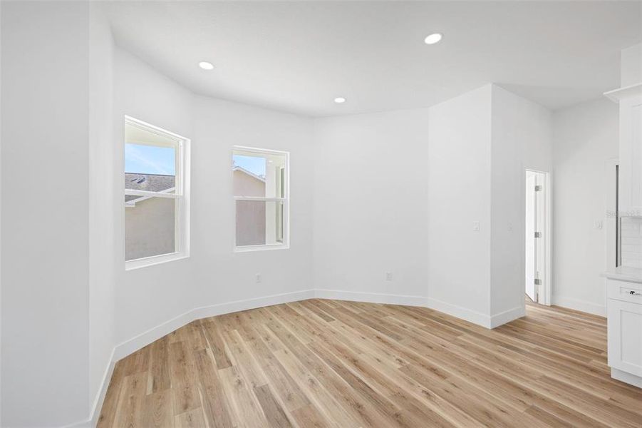 Spacious, unfurnished interior of a new home in , Hudson (Image 30).