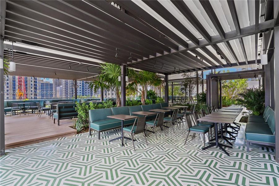 Community amenities in , Miami (Image 59).