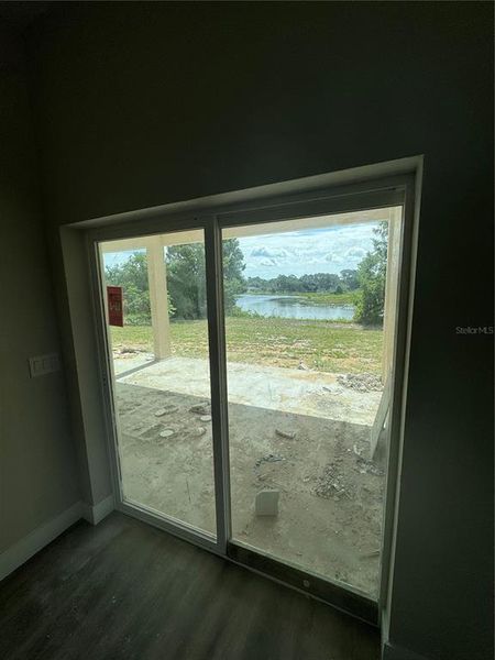 Spacious, unfurnished interior of a new home in , Leesburg (Image 26).