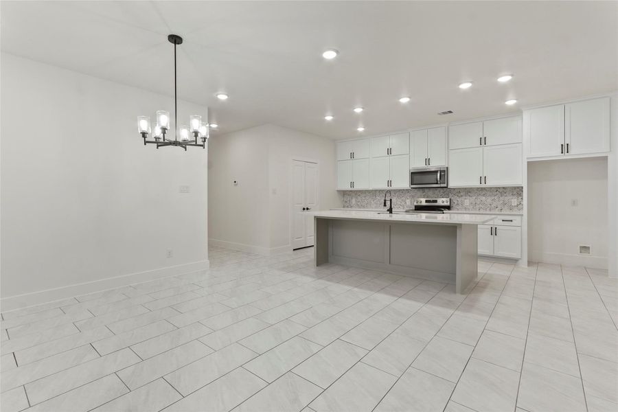 Image 23 of a home in .