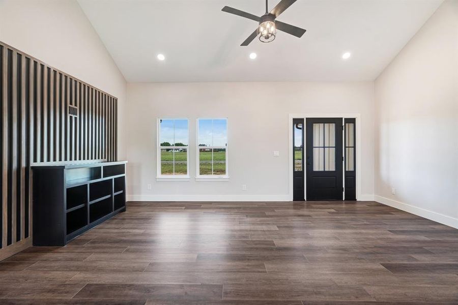 Spacious, unfurnished interior of a new home in , Paris (Image 8). Spacious, unfurnished interior of a new home in , Paris (Image 8).