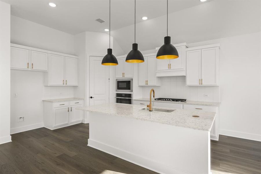 2449 Hitchford- Kitchen-2