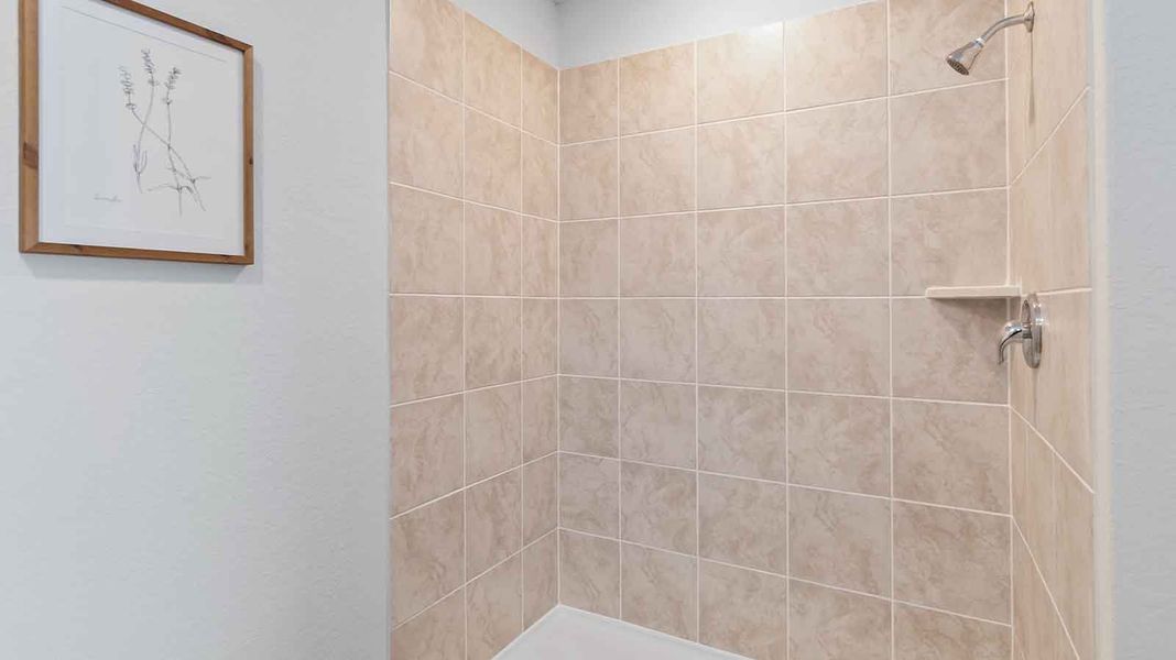 Image 18 representing the Barton by D.R. Horton in Watermark, Alvin, TX.