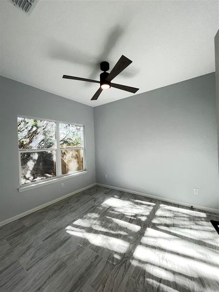 Spacious, unfurnished interior of a new home in , Granbury (Image 20).