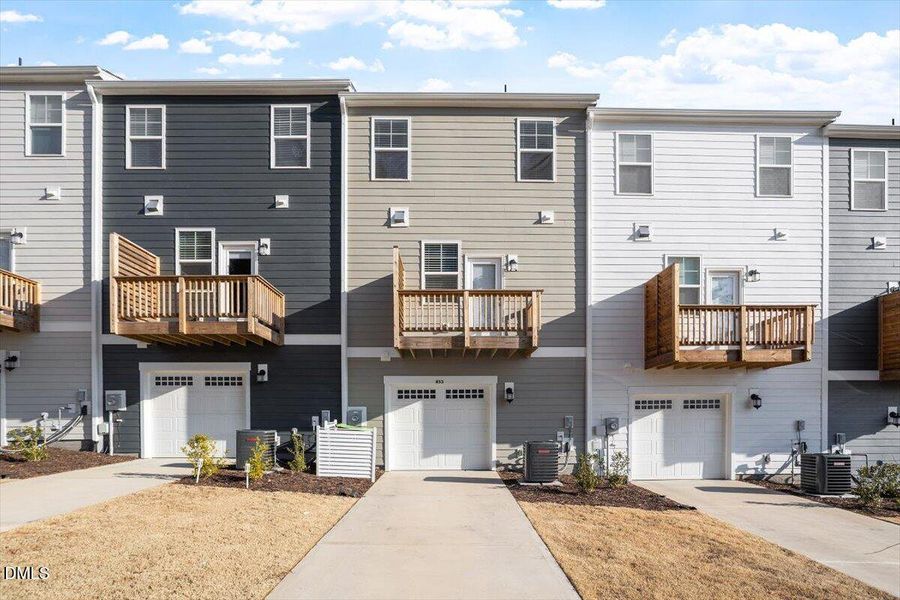 05-453 Carolina Spgs Blvd [2795443]_05