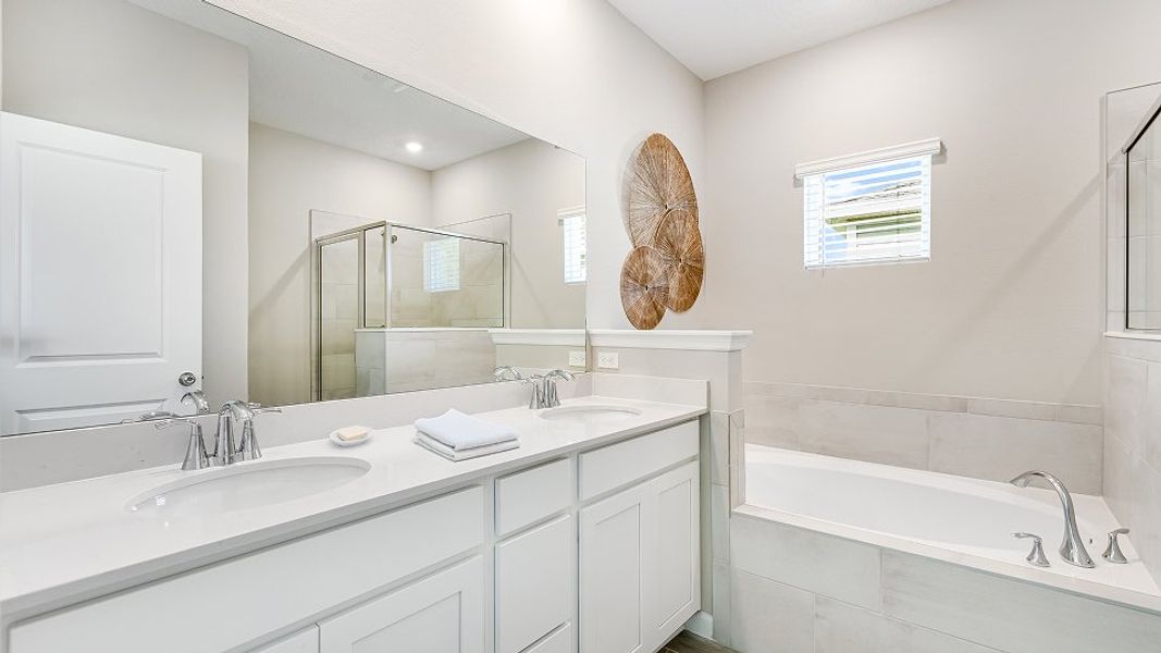 2106 Charle II Owners Bath 1of2 F1 2106 Charle II Owners Bath 1of2 F1