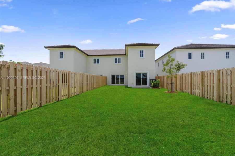 Exterior details and patio area of a home in , Homestead (Image 20).
