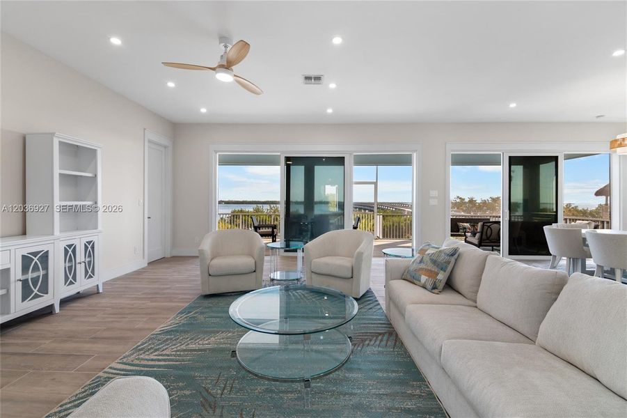 Furnished interior view inside a new home in , Big Pine Key (Image 33).