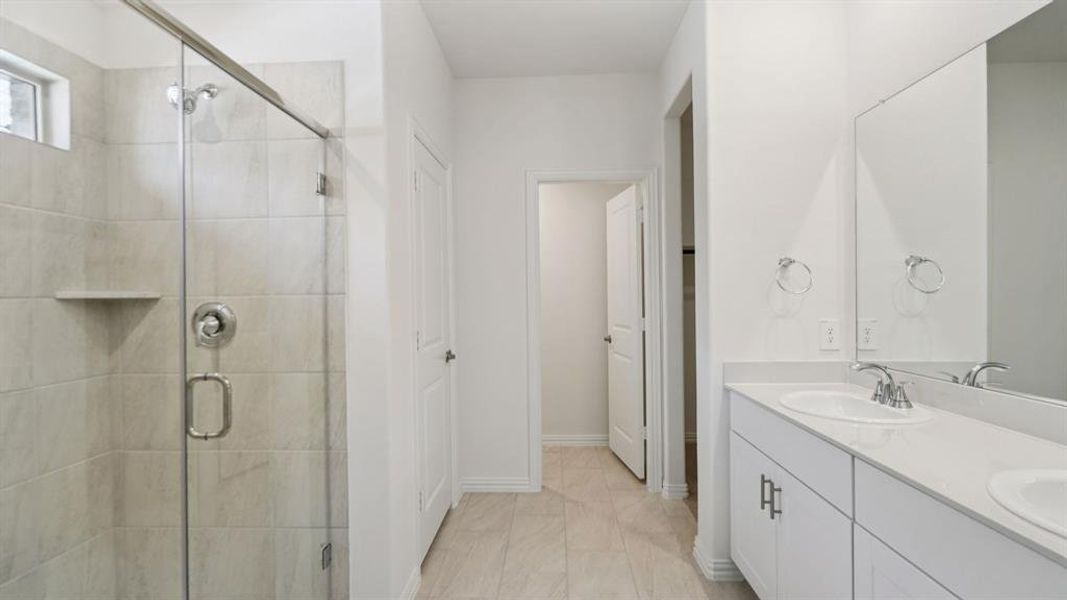 Photo is not of the actual home, but is an inspirational photo of builder’s model home and may depict options, furnishings, and/or decorator features that are not included. Photo is not of the actual home, but is an inspirational photo of builder’s model home and may depict options, furnishings, and/or decorator features that are not included.