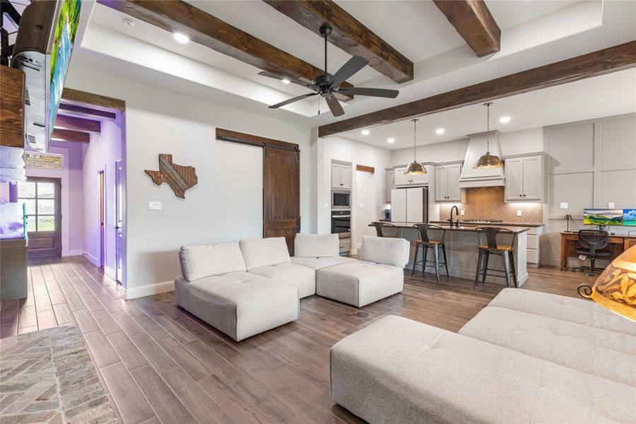 Community amenities in , Bryan (Image 28).