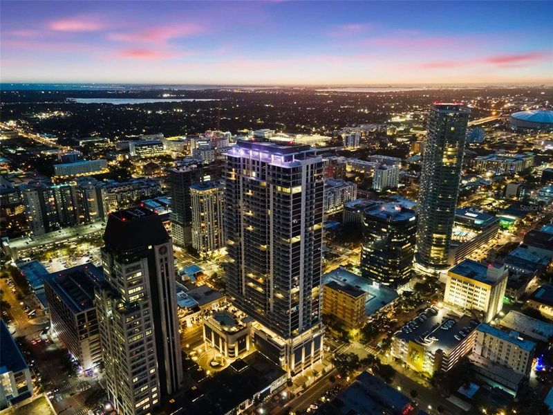 Condo located in St. Petersburg, FL showcasing its design and architecture (Image 22). Condo located in St. Petersburg, FL showcasing its design and architecture (Image 22).