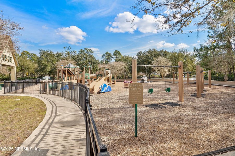 Community amenities in , St. Augustine (Image 83).