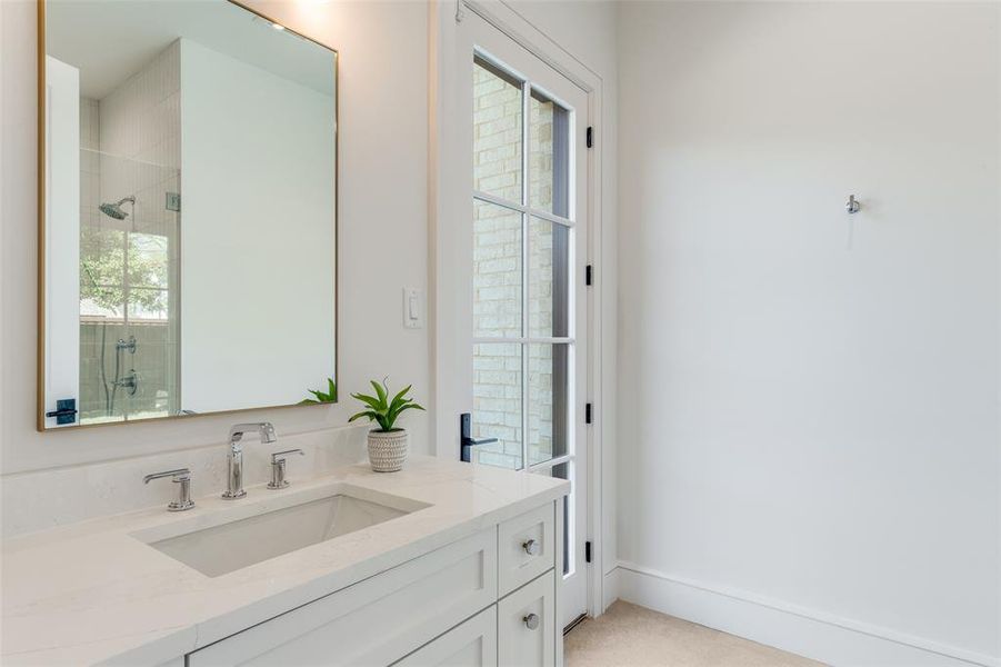 Furnished interior view inside a new home in , Dallas (Image 15).