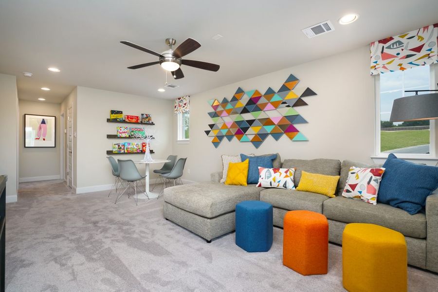 Representative furnished interior of a home built from the Cloverleaf 2460 by Brohn Homes in Cloverleaf, Austin (Image 10). Representative furnished interior of a home built from the Cloverleaf 2460 by Brohn Homes in Cloverleaf, Austin (Image 10).