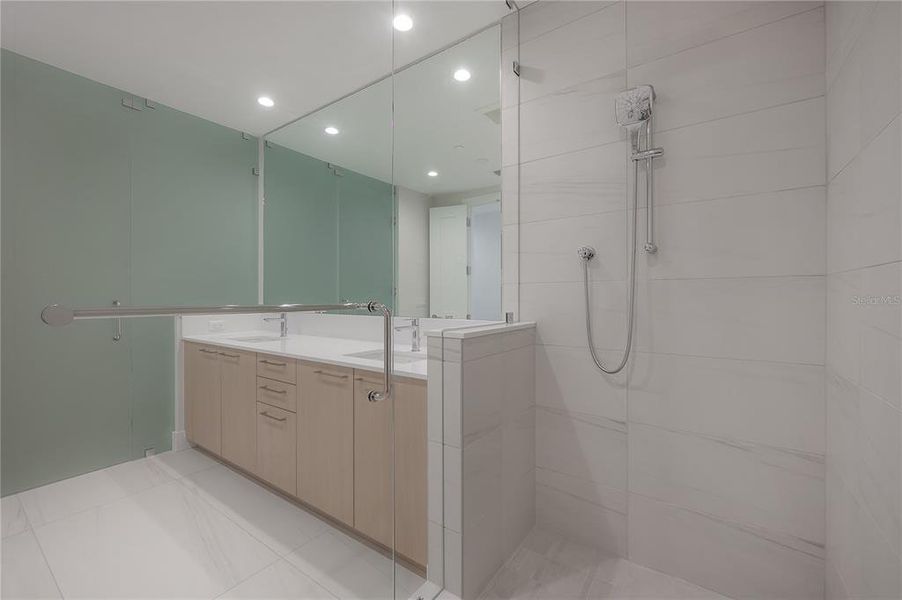 Furnished interior view inside a new home in , St. Petersburg (Image 43).