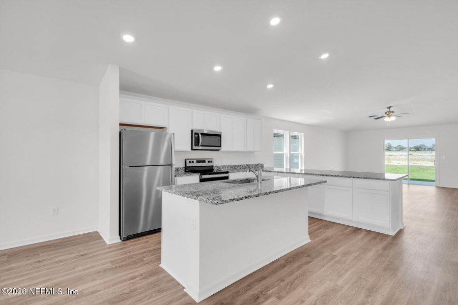 Furnished interior view inside a new home in Rolling Hills, Green Cove Springs (Image 5).